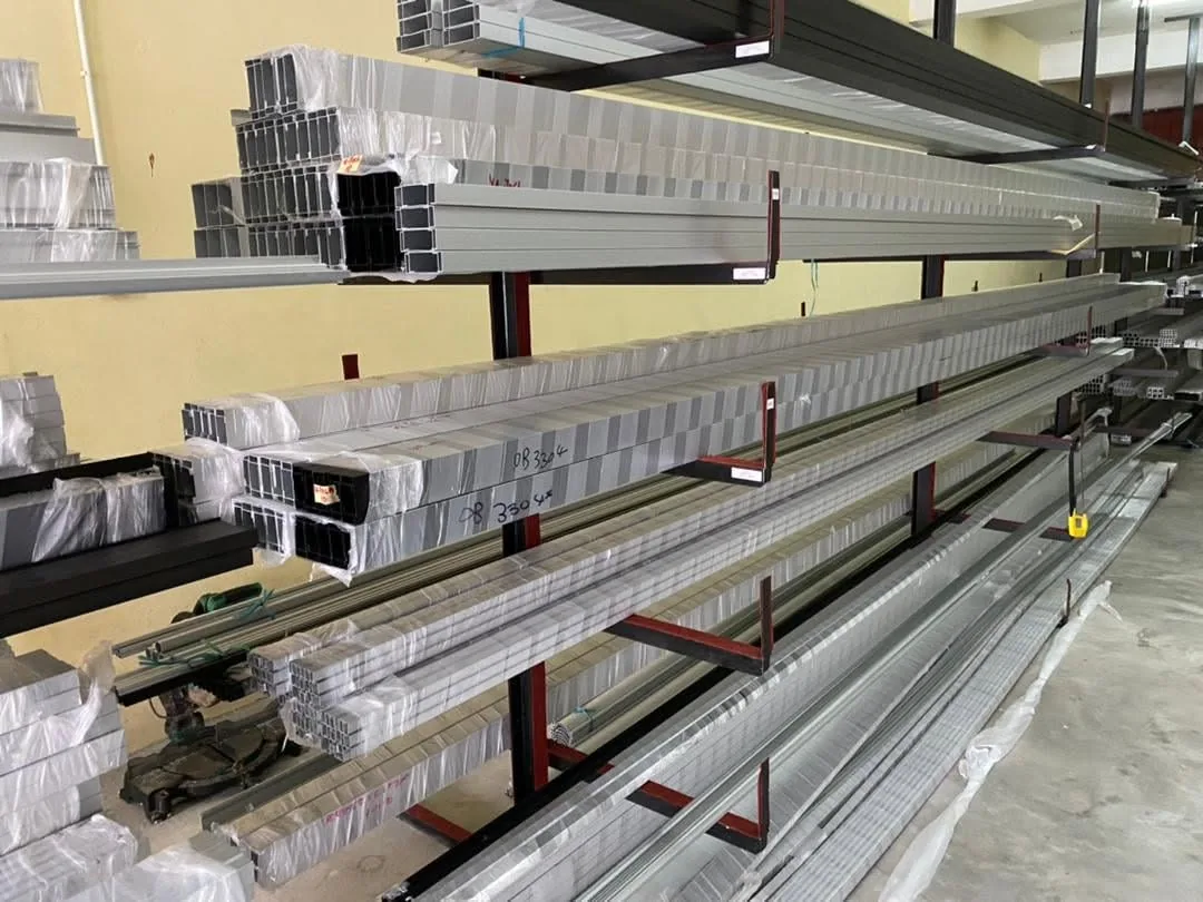 Aluminum stock showcase
